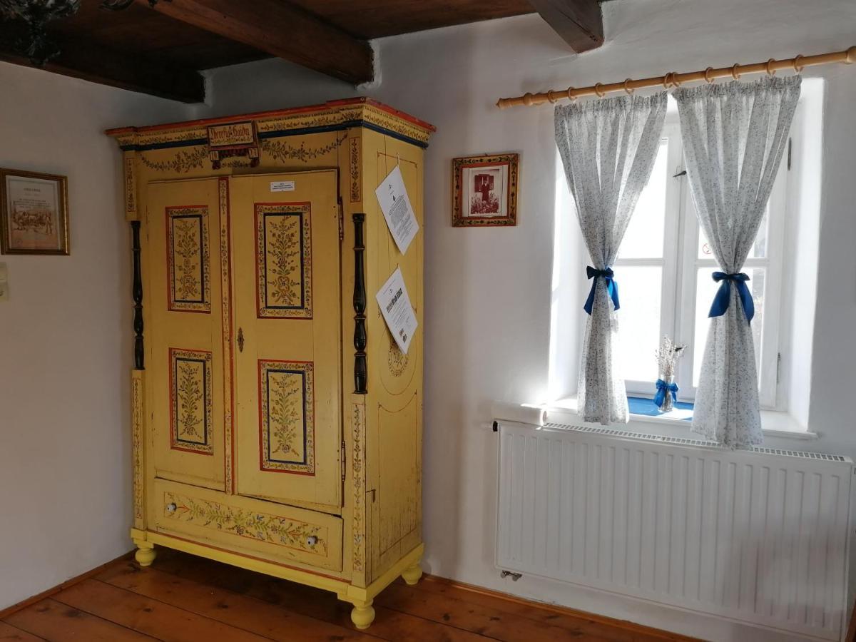 Zsambeki Vendeghaz -Anno1815- Otel Dış mekan fotoğraf